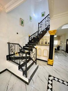 Royal Duplex Guest House - 6