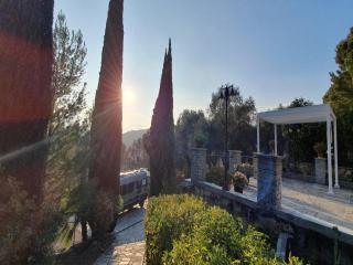 Charmante Villa mit drei Apartments - 4