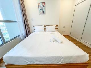 Vinhomes Central Park - 1 BR Apartment - 4
