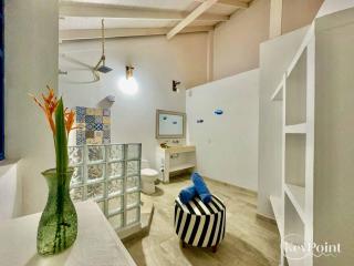 New KeyPoint Retirö Natural Palomino! - 2