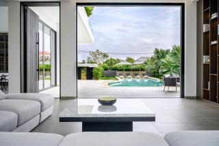 Porchey Private Villa - Free airport pick-up, private transportation and dedicated butler - 1