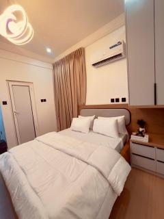 Newly Fully Furnished Studio Short Stay Apartment - 7