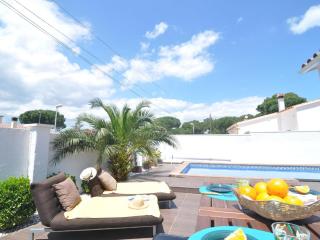 Casa Chic con Piscina Privada y Wi-Fi - HISP-7-80 - 0
