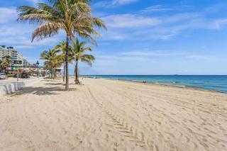 Eden Escape Walk to FLT Beach 1102 - 4