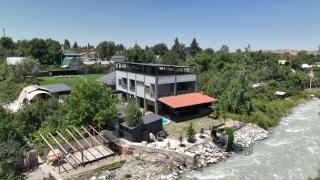 Family River Villa - 1