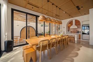 Abogo Pearl Retreat Villa Da Nang - 2