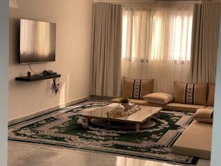Furnished 2BR Central Al Ain - 7