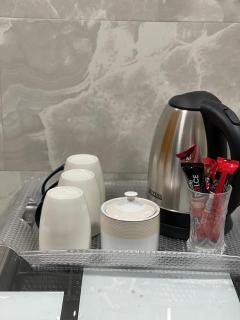 Furnished 2BR Central Al Ain - 1