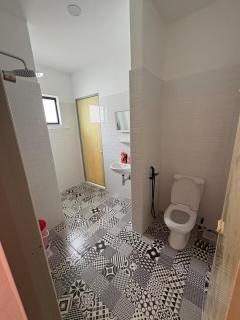 Luxury House Panoramic Views and Elegant Comfort - 8