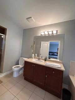 Luxury home Netflix & parking promo price with 7beds - 7