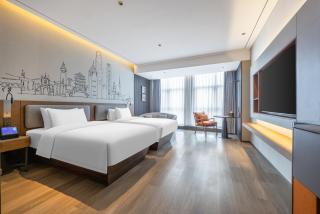 Wuhan MixC Hanjiang Yifei Hotel - 2