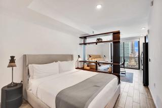 Lux Studio Miami and Bay views - 4