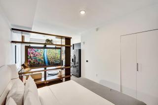 Lux Studio Miami and Bay views - 3