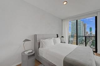 Miami 3BR Retreat City and Bay Views - 5