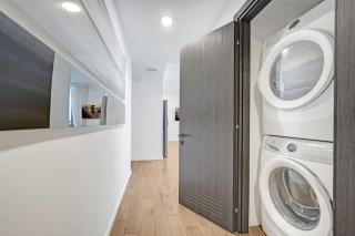 Miami 3BR Retreat City and Bay Views - 3