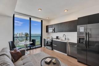 2304 Luxury Miami Studio Stunning Bay View - 9