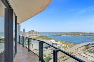 Miami 2BR Lux Condo Bay Views - 0