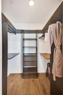 Miami 2BR Lux Condo Bay Views - 1