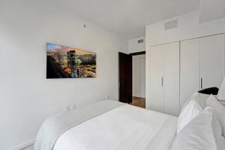 Miami 30th floor 3BR Luxury Condo with Views - 1