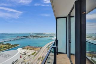 Luxury Miami Studio Bay Views - 8