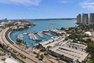 41st Floor Lux Miami Studio City and Bay Views - 3