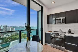 Luxury Miami Studio Stunning Bay View - 9