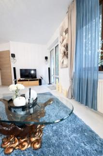 Hill top apartment - 2