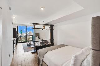 4704 Lux Miami Studio City Bay Views - 4