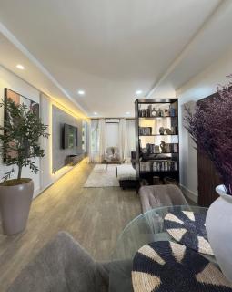 Luxury 2BR Apt Central Lekki Phase 1 - 5