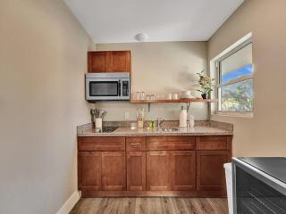 Pelican Cove 1BR with Private Patio in Pompano - 7