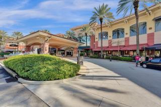 Rustic Retreats Modern 1BR for 4 guests in the heart of Fort Lauderdale - 2