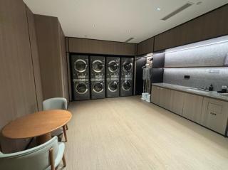 All Seasons Shanghai Lujiazui Pudong Avenue Hotel - 1