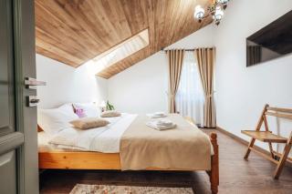 Cabana Gura Voronețului - 1