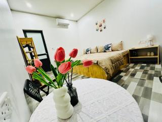 Bin House - Family - 2