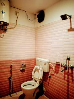 Cityscape Rooftop Stay - 8