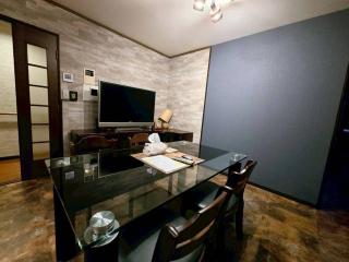 Newly opened Hotel 7 京セラドーム徒歩10分 道頓堀 関西空港 大阪城 海遊館直行 USJ1回乗換 出張 Family friendly Free parking 15 minutes by car to USJ - 1