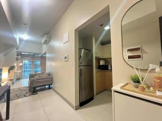 Elegant Central 1BR BGC 11P Uptown Parksuites T2 - 9