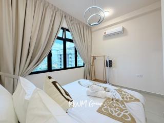 Meldrum Heights Walkable to CIQ By MWM - 3