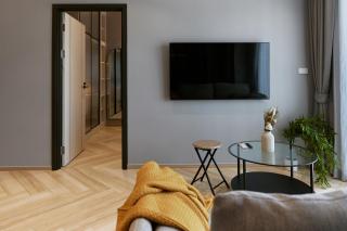 Brand New 2-BR apartment, only 7 min to the beach! - 6