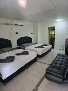 Sunflower Guesthouse - 7