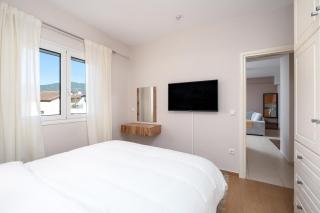 The 764 Residence - Kalavryta Town center - 2