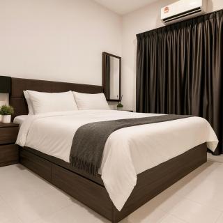 8-10pax Taman Johor Jaya Semi D Near Desa Tebrau, Mount Austin - 7