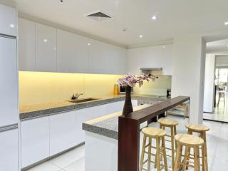 Surin Coastal Luxe - 4