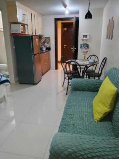 Neri Ann's Comfort Escape - 4