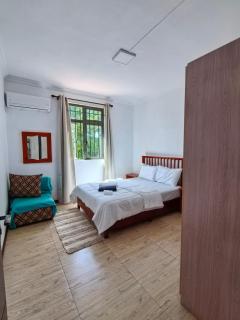 Three bedrooms house - 7