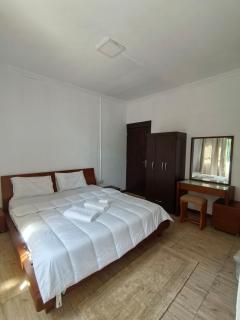 Three bedrooms house - 6