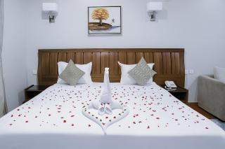 اجنحة المواســــــم المخدومة - 6