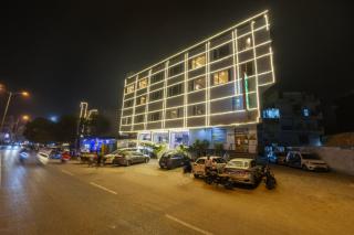 HOTEL Clark-ston Residency - 8