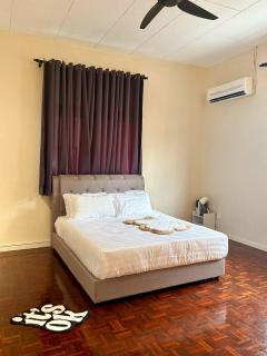 Bagan Cozy Family Retreat 4BR 10 Pax - 5
