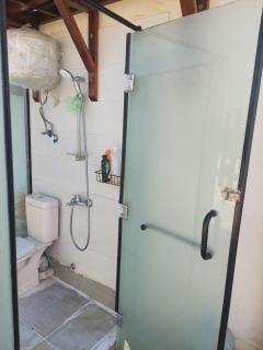 Amwaj North coast Studio on the Roof families only - 3